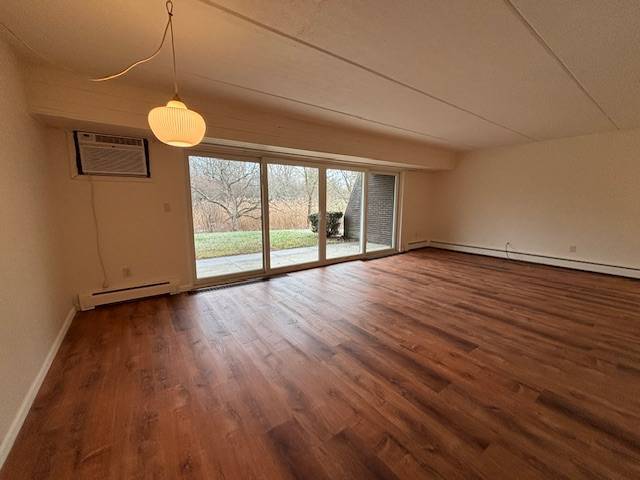 Building Photo - 21 Swatling Rd