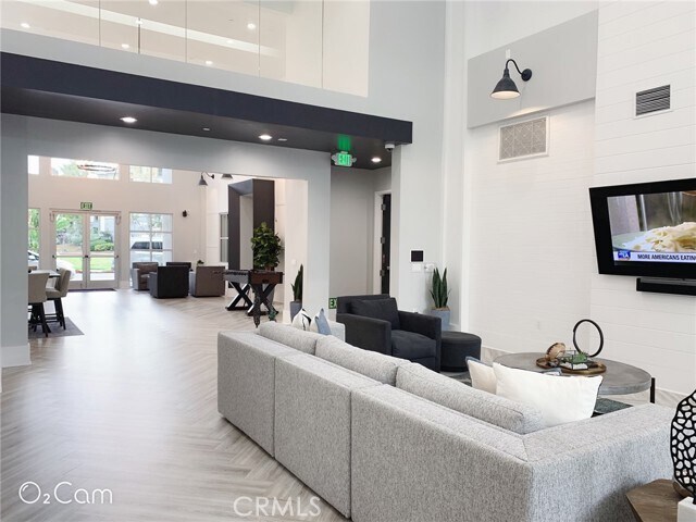 Building Photo - 2202 Scholarship