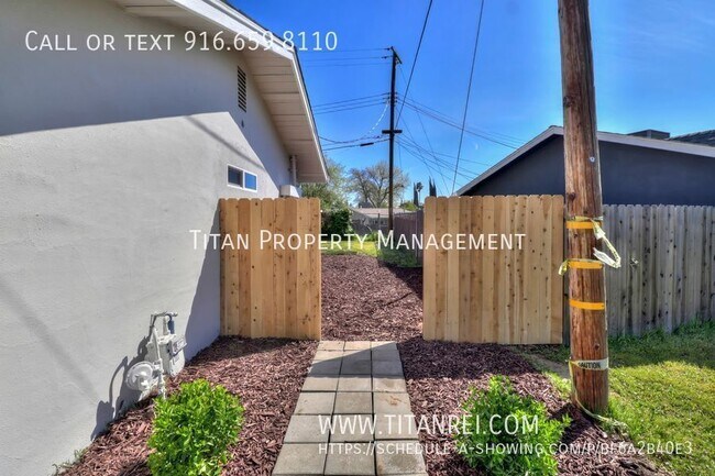Building Photo - 6849 Treelark Way