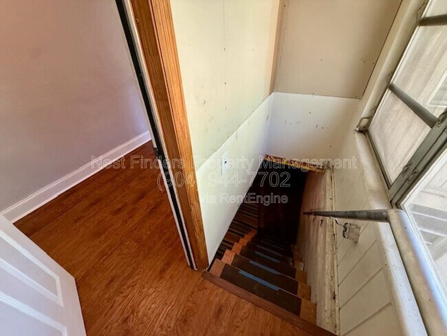 Building Photo - 5252 Rollins Ave