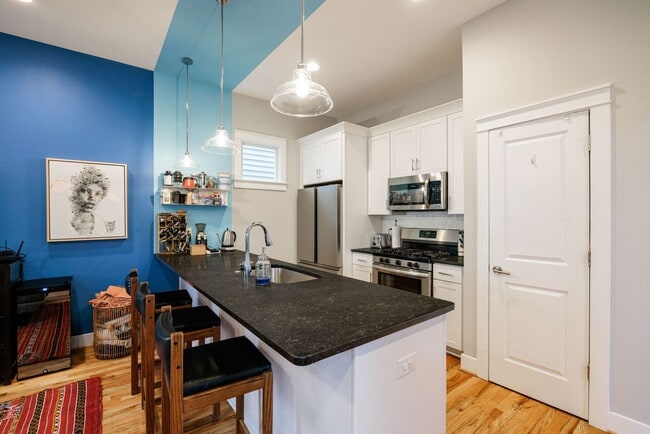 Building Photo - Amazing 3 Bedroom Home in Church Hill!! ***Available Early May 2026***