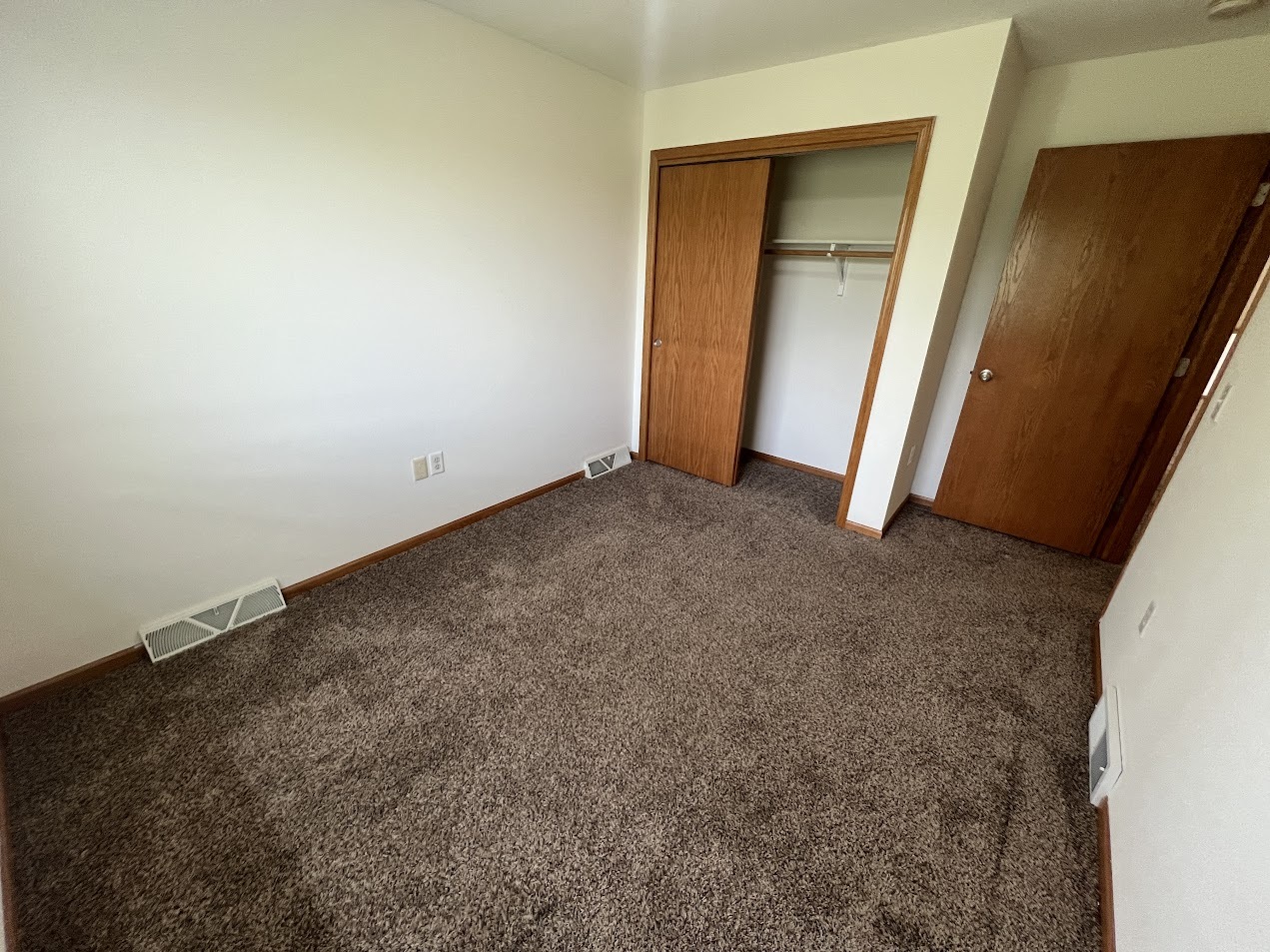 Building Photo - 1207 Temple Dr