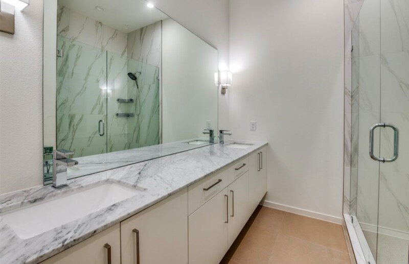 Building Photo - 3812 San Jacinto St