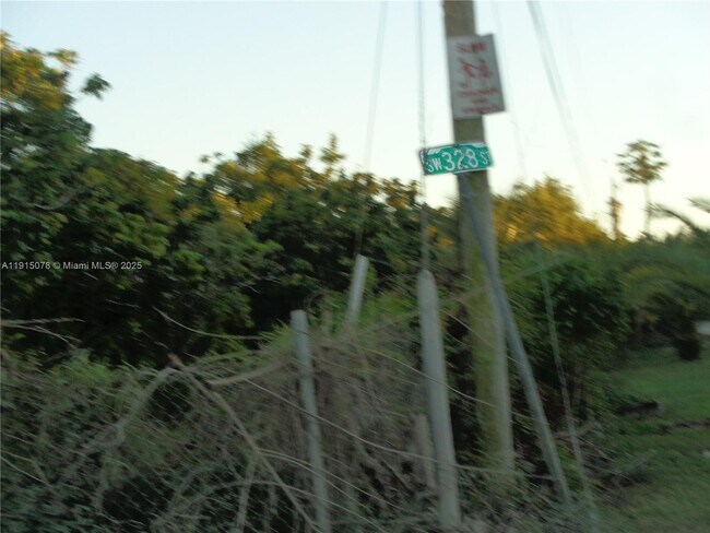 Building Photo - 32970 SW 210th Ave