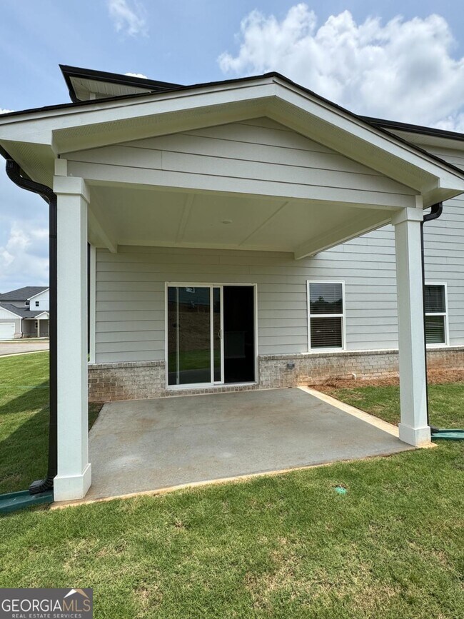 Building Photo - 15 Warwick Ct