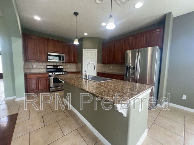 Building Photo - 2513 Flycatcher Cove Dr