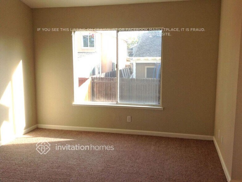 Building Photo - 8430 Gooseberry Ct