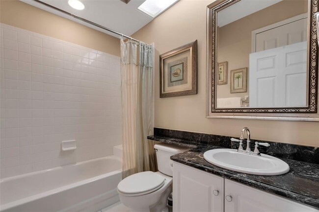 Building Photo - 415 Enclave Pl