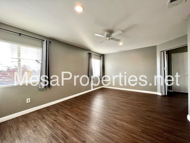 Building Photo - 13939 Kicking Horse Cir