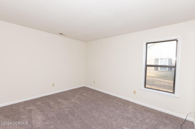Building Photo - 111 Cherrywood Ct