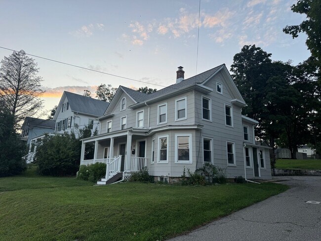 Building Photo - 25 Hibernia Ave