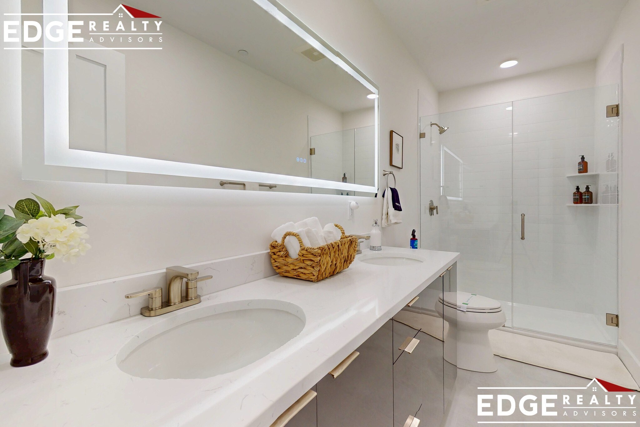 Building Photo - 38 Hichborn St