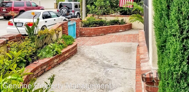 Building Photo - 4 br, 3.5 bath House - 111 Jade Avenue