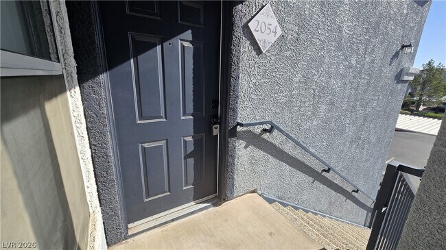 Building Photo - 6955 N Durango Dr