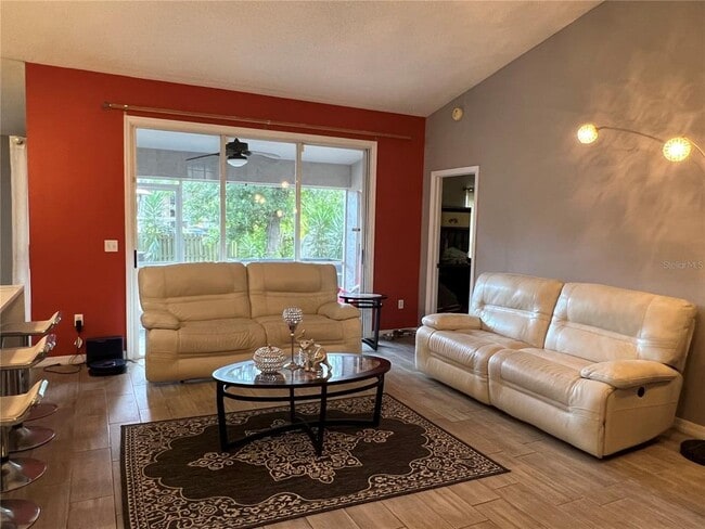Building Photo - 3090 Pepperwood Ln W