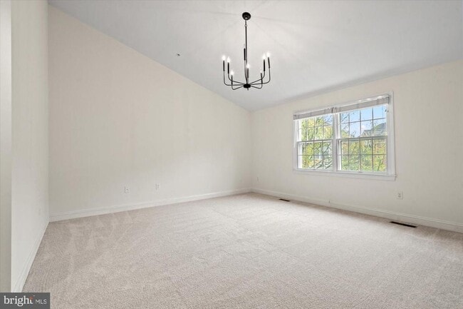Building Photo - 2622 Clarendon Blvd