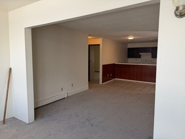Building Photo - 1135 Florida Rd
