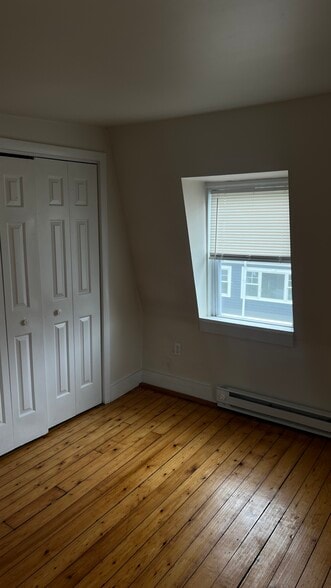 Building Photo - 44 E Bowery St