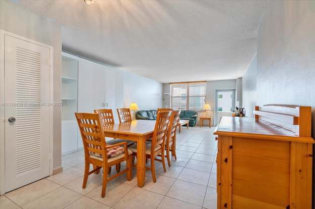 Building Photo - 9225 Collins Ave