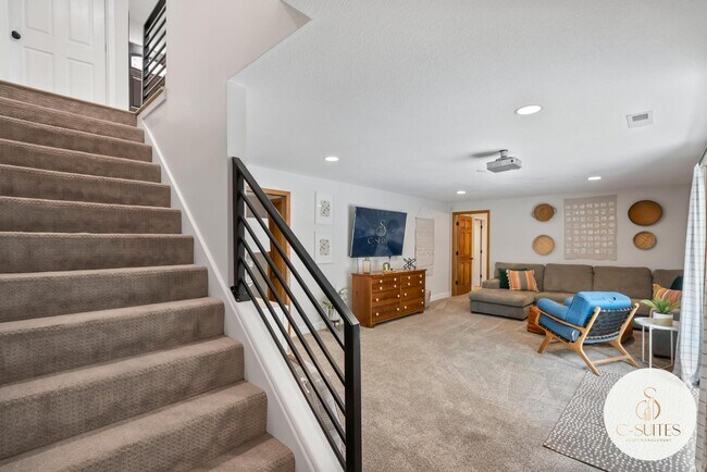 Building Photo - 1709 NW 33rd Pl