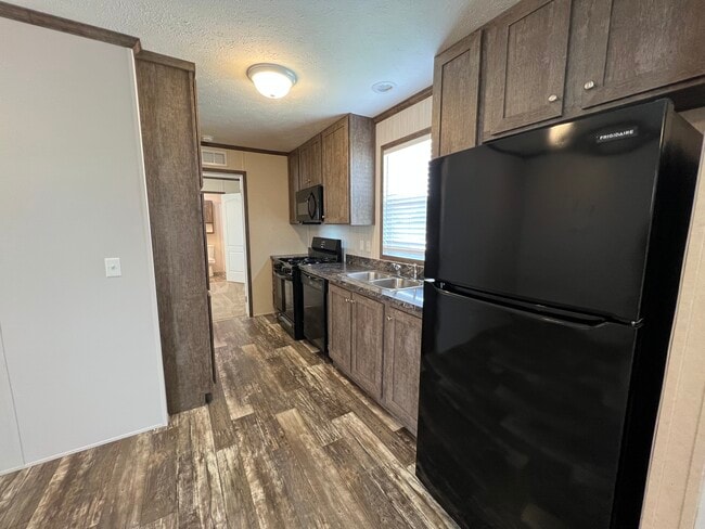 Primary Photo - 145 Birch Ct