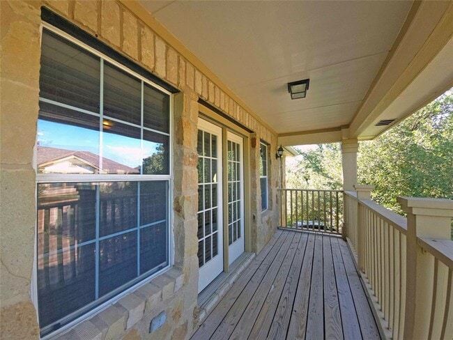 Building Photo - 16100 S Great Oaks Dr