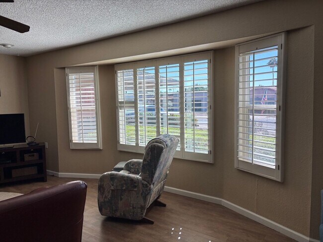 Building Photo - Perfect Vacation Home in a  45+ Active Adult Community! Available May through November 2026!