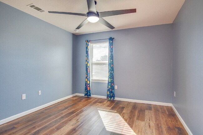 Building Photo - Move In for the Holidays! Heated Saltwater Pool & Tropical Backyard –$500 OFF First Month + Milit...