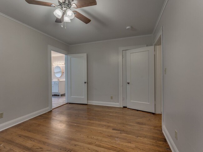 Building Photo - 3 Bedroom 2 Bath home in Shawnee!