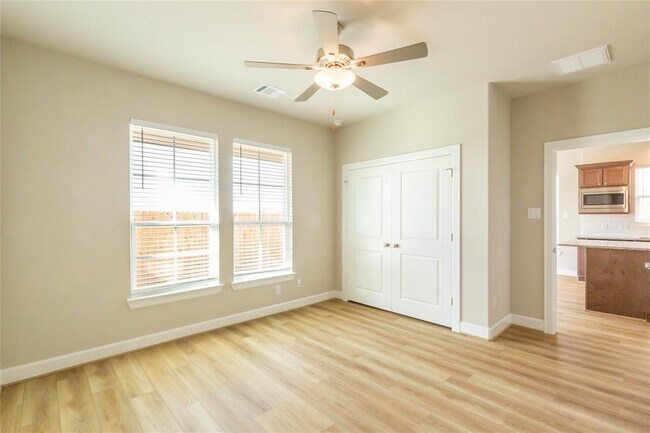 Building Photo - 1016 Tillman Ln