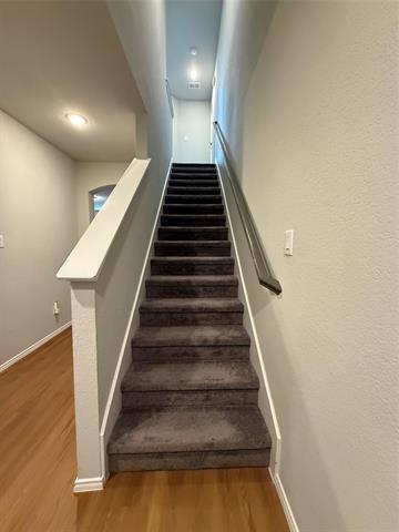 Building Photo - 721 McAdoo Dr