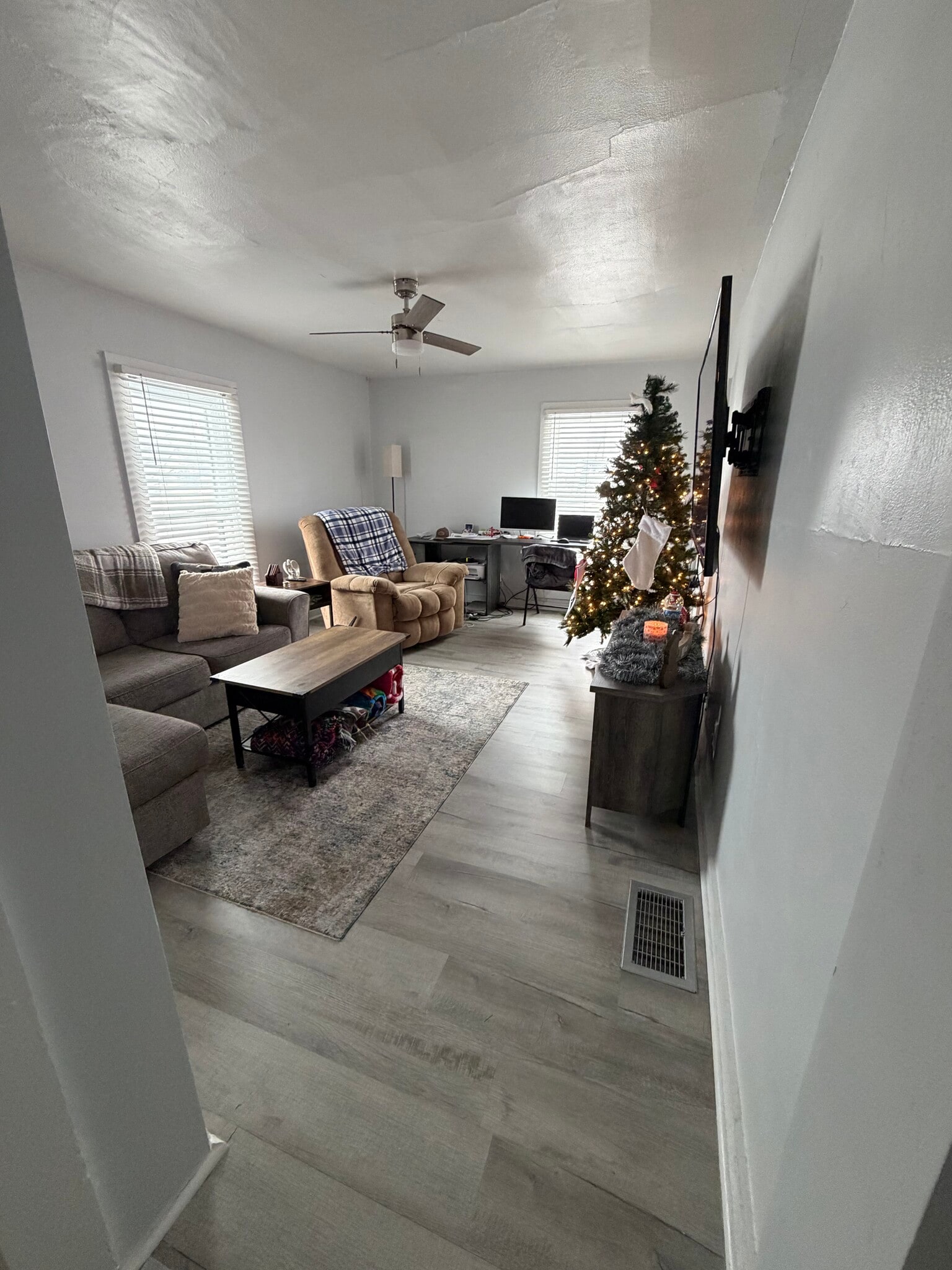 Building Photo - 207 S Jefferson St