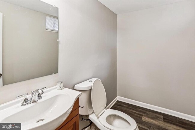 Building Photo - 7 Cedar Bluff Ct