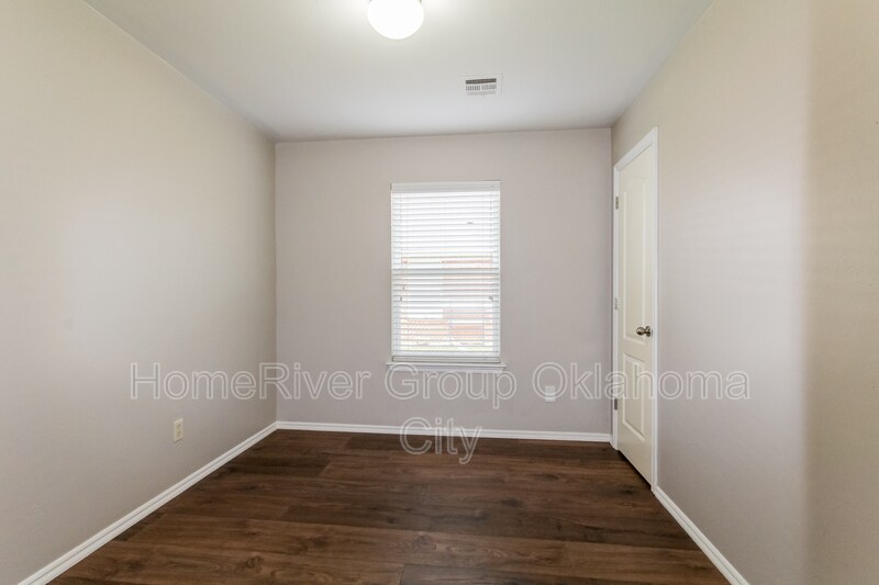 Building Photo - 6136 Cielo Terrace