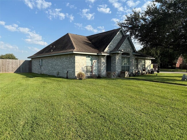 Building Photo - 11802 Old Spanish Trail