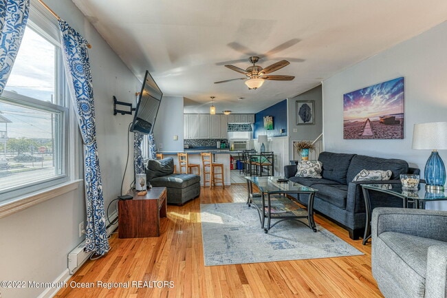 Building Photo - 42 Abbott Ave