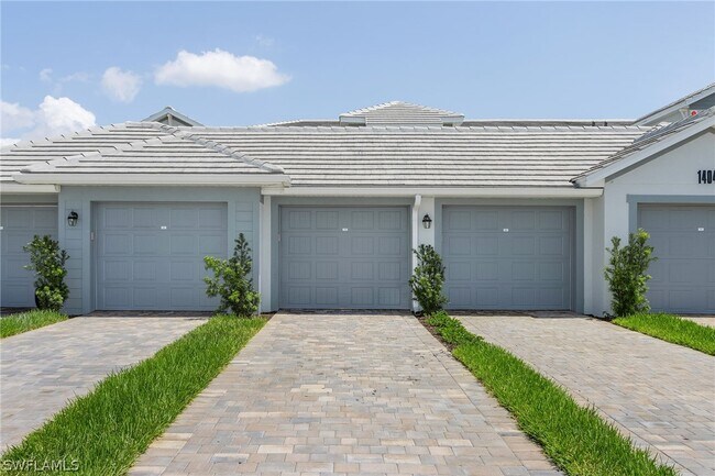Building Photo - 14040 Heritage Landing Blvd
