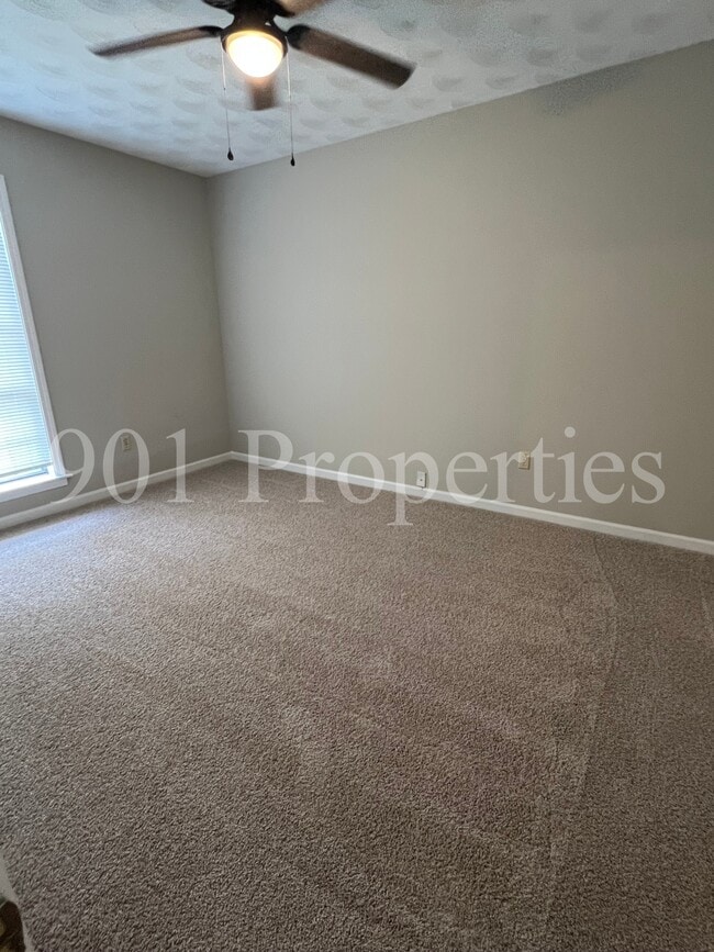 Building Photo - 5140 Longmeadow Cove