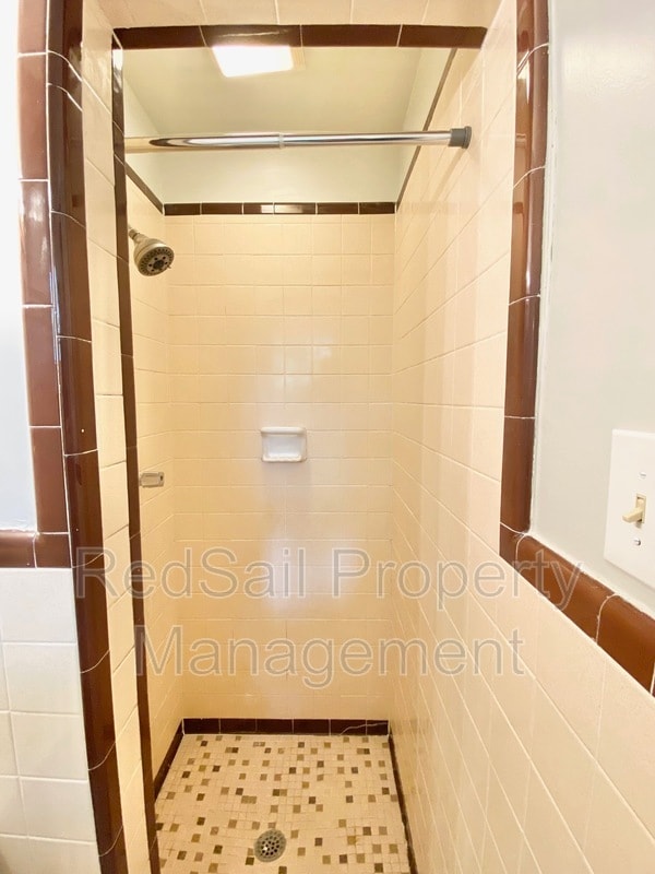 Building Photo - 34 Warren Dr