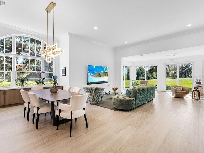 Building Photo - 4022 Penshurst Park