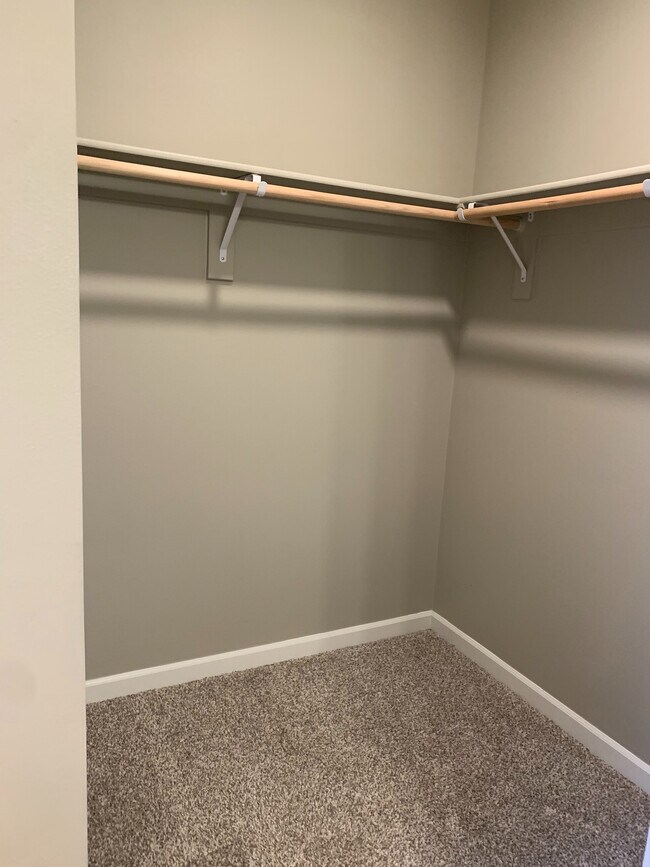 Bedroom Closet - White Oak