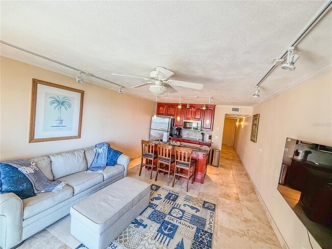 Building Photo - 2506 N Rocky Point Dr