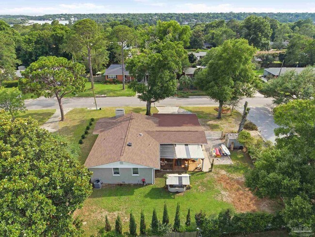 Building Photo - 730 Nagel Dr