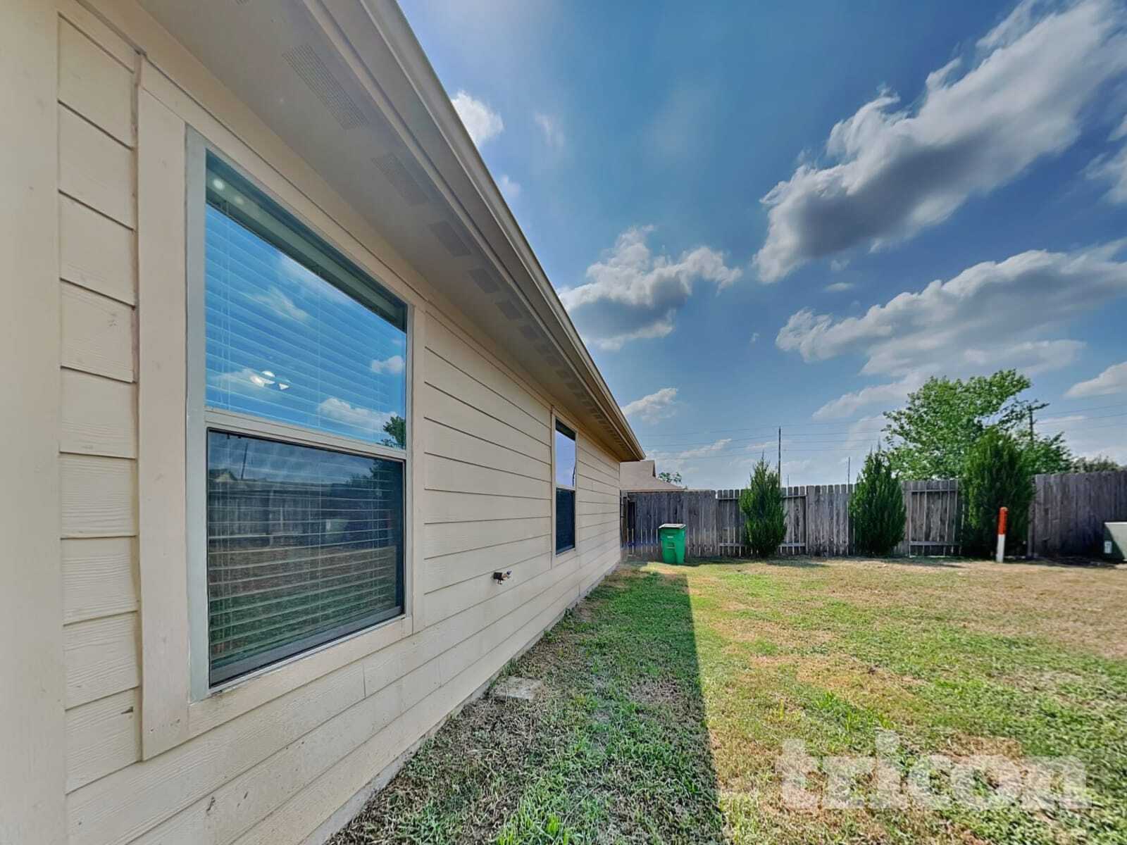 Building Photo - 23319 Dukes Run Dr