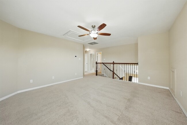 Building Photo - 27154 Harvest Pointe Ln