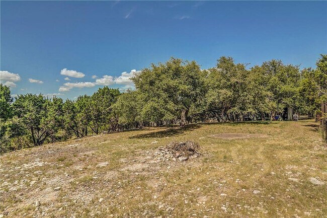 Building Photo - 17106 Oak Cliff Cir