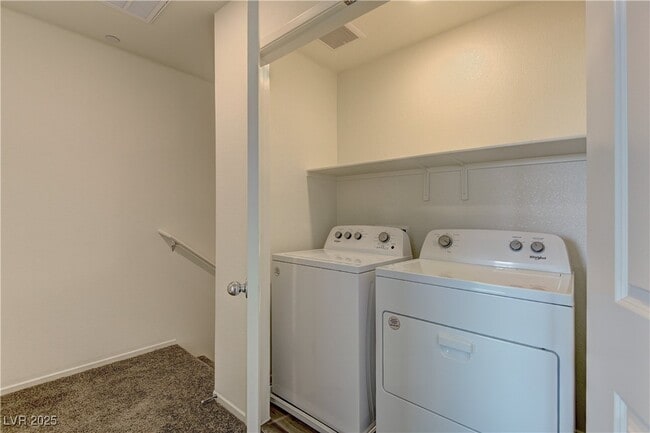 Building Photo - 6960 Stafford Hl St