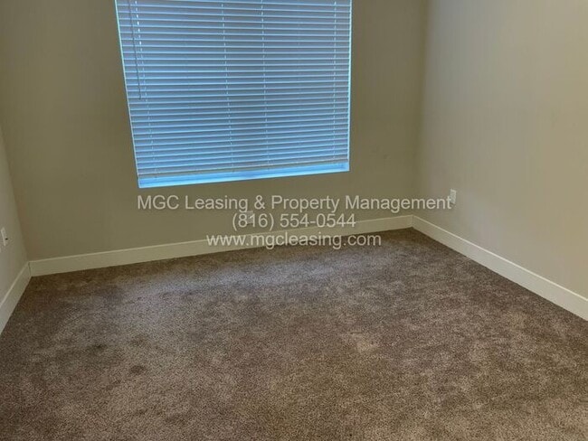 Building Photo - Brighton Crossing apartments: First Floor HCA Apartment with Extra-Large Primary Bath - Enjoy a $...