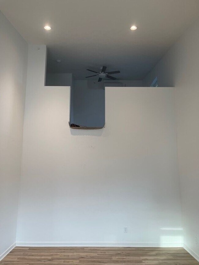 Building Photo - Brand New Apartments - Close to UNL/Downtown