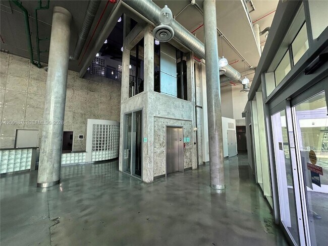 Building Photo - 3029 NE 188th St